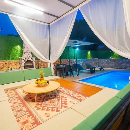 Eyluel Villa Kaş